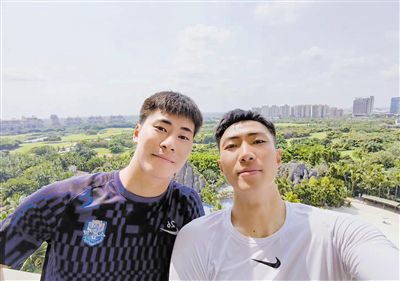 久久亚洲精品无码观看不卡